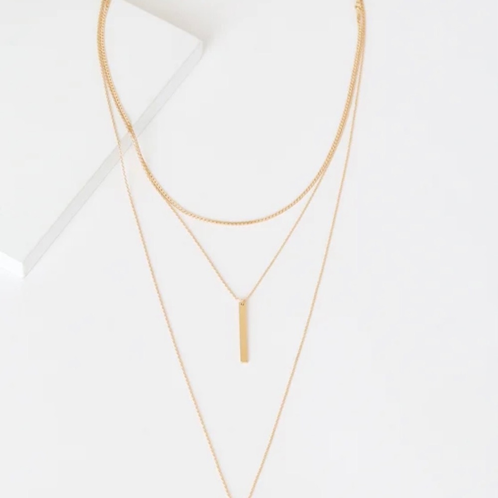 Lulus Sleek Peek Gold Layered Women’s Choker Necklace